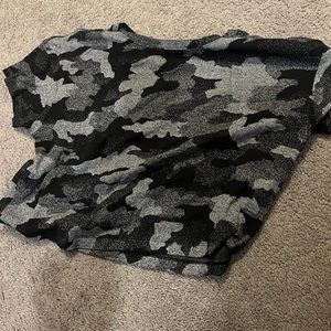 Women’s Lululemon Camo Cropped Tee
